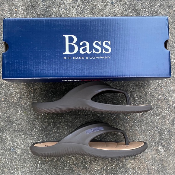 gh bass mens flip flops